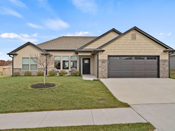 3401 Yellowwood Dr, Columbia, MO 65202