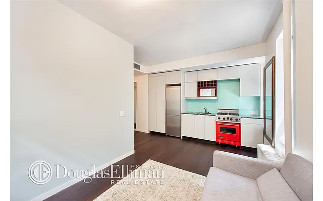 Rented by Douglas Elliman | media 21