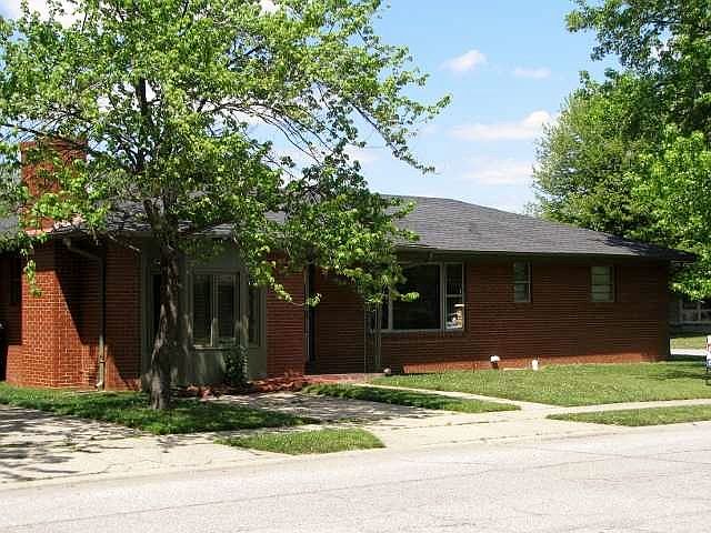 1st image of 2343 Winton Ave
