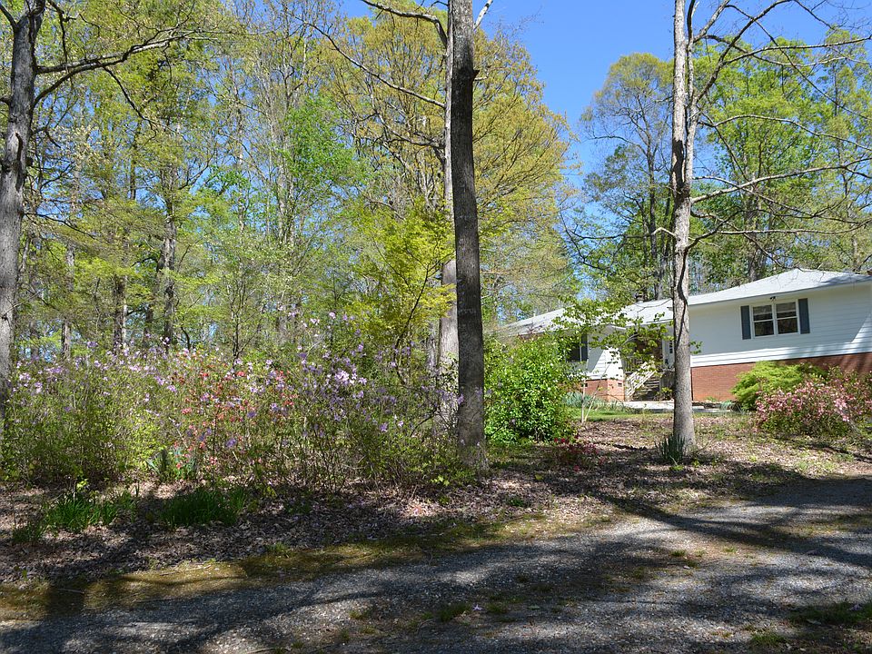 View from Belhaven Forest Dr