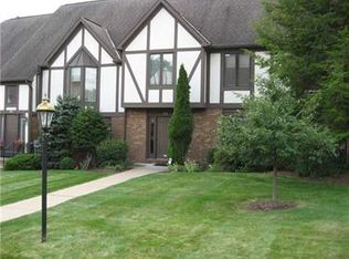 172 Shadow Ridge Dr, Pittsburgh, PA 15238