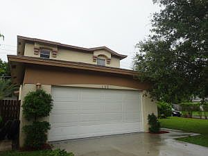 1st image of 140 SW 32nd Ave