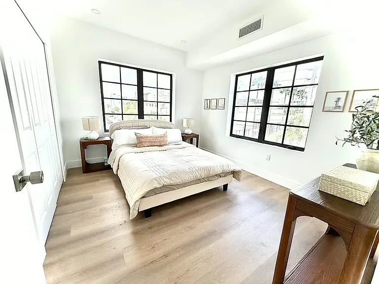 1619 Jefferson Ave #27 — Photo 3