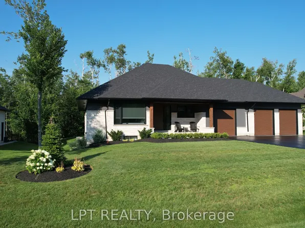 15 Byers St, Springwater, ON L9X 2A3