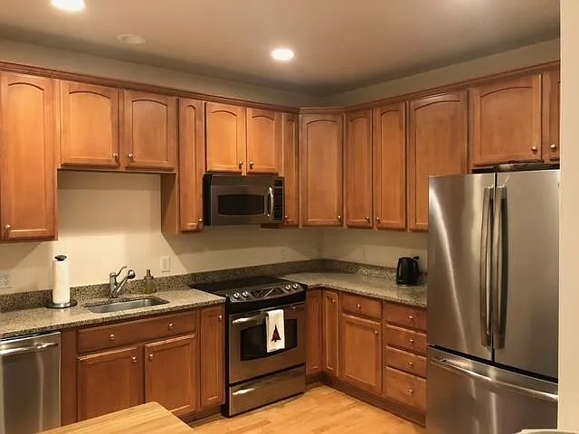 2 bed, 1310 sqft, $3,500 — Photo 2