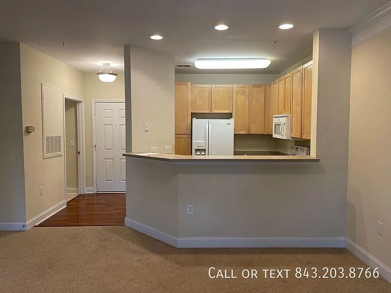 1116 Basildon Rd — Photo 3