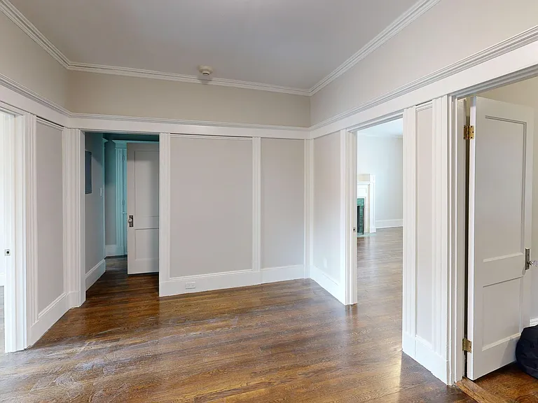 36-38 Radcliffe Rd #1 — Photo 7