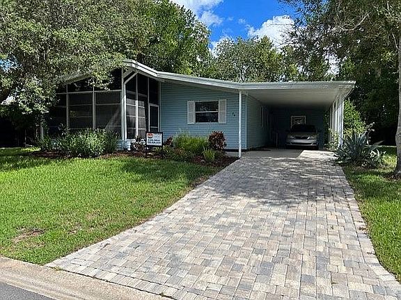 2nd image of 29 Falls Way Dr