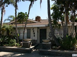2284 Miner St, Costa Mesa, CA 92627
