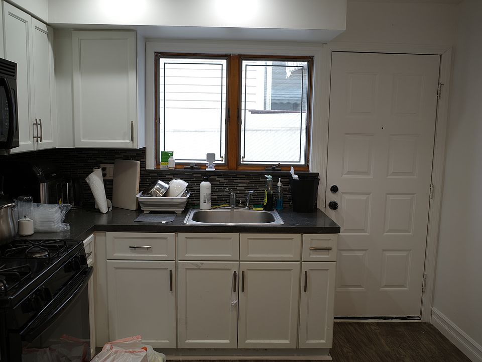 1st image of 206 Freedom Ave Floor 1