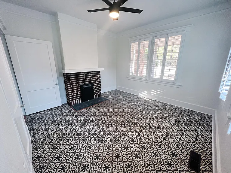 2416 Central Ave — Photo 6