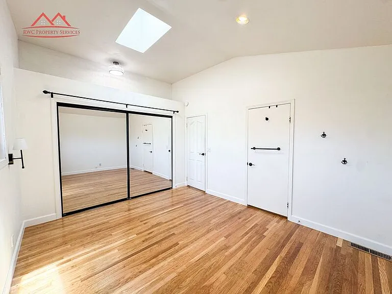 15001 Ridgetop Dr — Photo 16