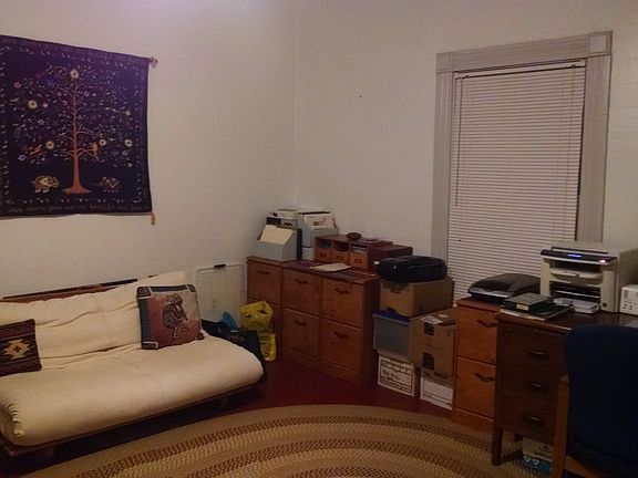 Office or second bedroom