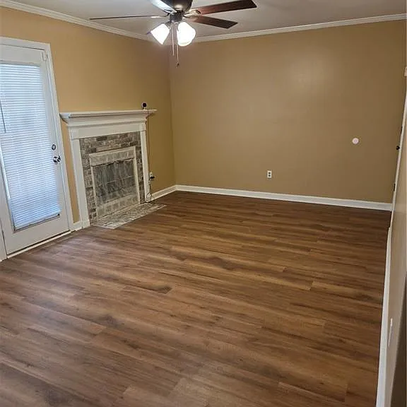 5595 Wells Cir — Photo 7