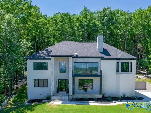743 Bastion Ln SE, Huntsville, AL 35803