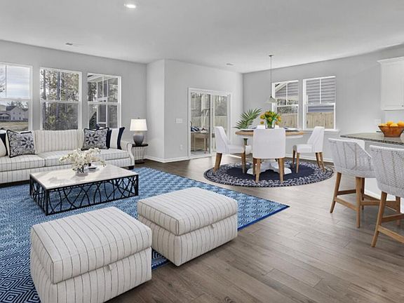 3rd image of 186 Belfort Pl