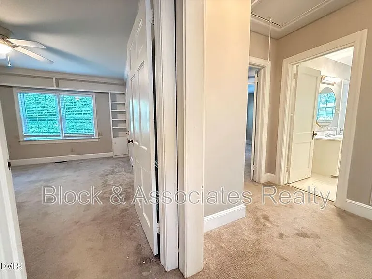 2667 Davis St — Photo 22