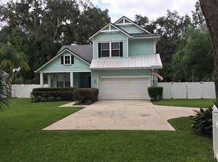 2040 Paradise Oaks Ct, Jacksonville, FL 32233