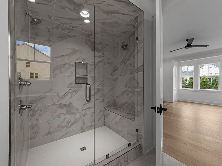 Dual showerhead fully tiled shower