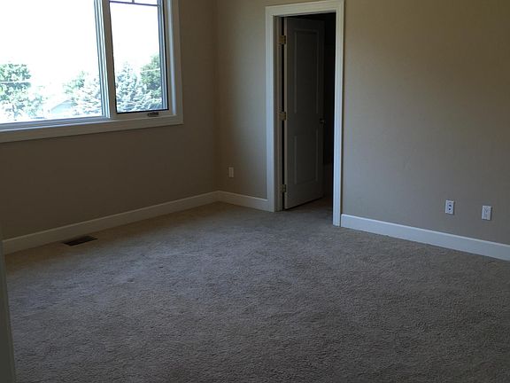 Master Bedroom with ensuite bathroom