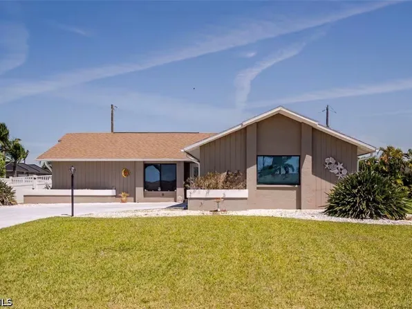 203 SE 43rd Ter, Cape Coral, FL 33904