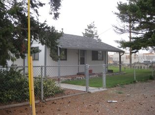 735 NW 3rd St, Hermiston, OR 97838
