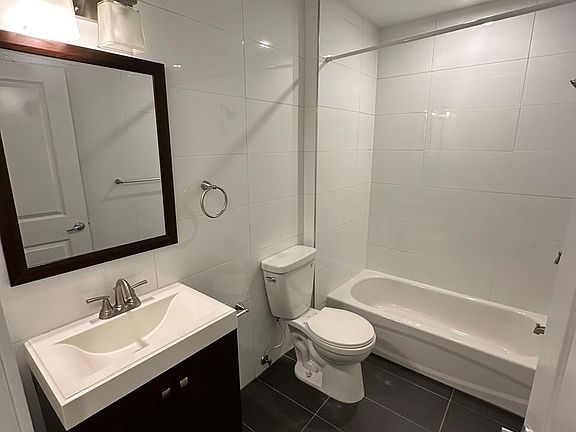 3rd image of 245-47 S 45th St #2A