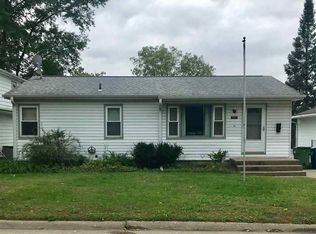 224 Ruth Pl, Clinton, IA 52732