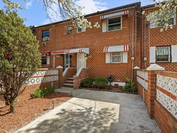 469 Powell St, Brooklyn, NY 11212
