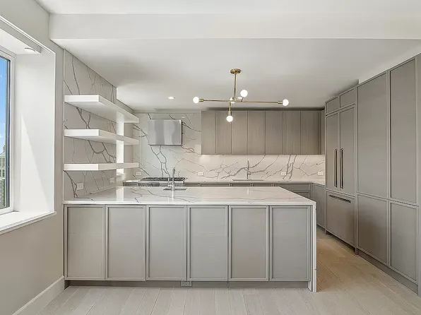 1399 Park Avenue 21B image 3 of 8