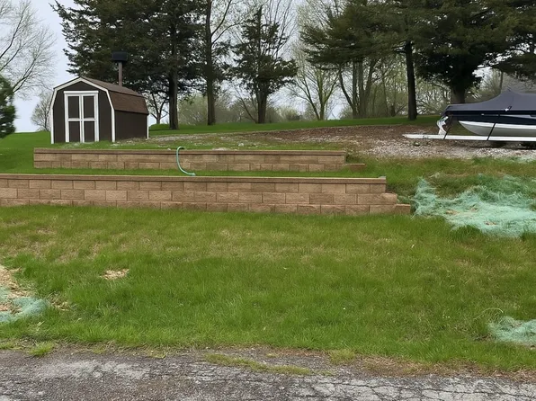 582 & 583 Trails End, Ellston, IA 50074