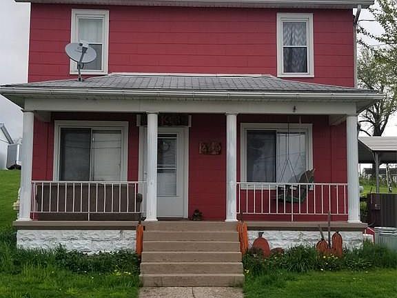 3rd image of 220 Mill St