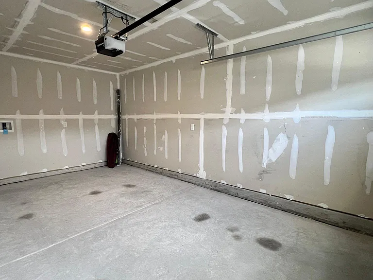 243 Christiana Ln #B — Photo 9