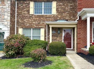 2121 Buckingham Sq, Maysville, KY 41056