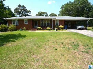 1022 Pinewood Dr, Oxford, AL 36203