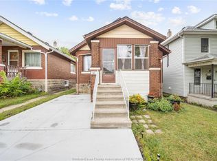 686 McKay Ave, Windsor, ON N9B 2A1