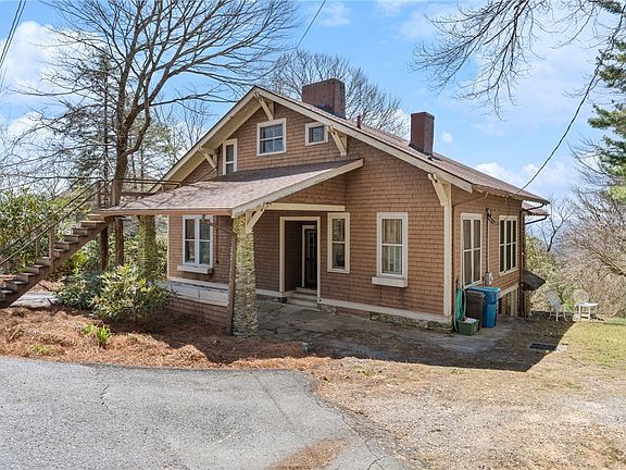 2nd image of 334 Chestnut Circle