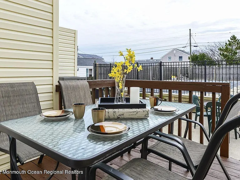 216 Arnold Ave #B — Photo 13