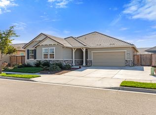 7634 Path Dr, Hughson, CA 95326