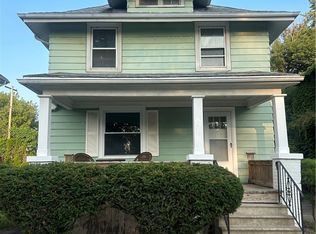 135 68th St, Niagara Falls, NY 14304