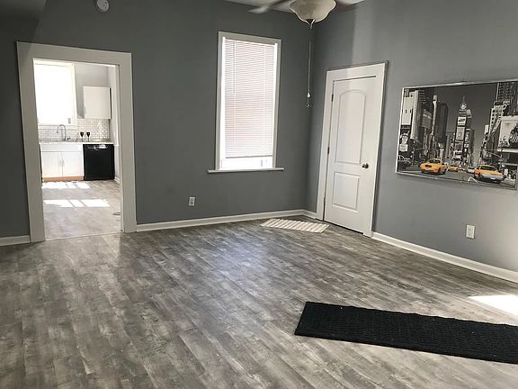 4th image of 361 Wyoming St APT 2