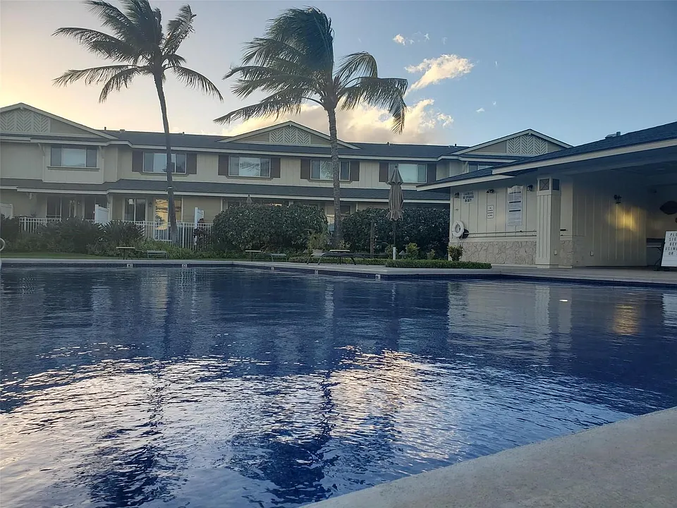 92-1524 Aliinui Dr #8-1-1