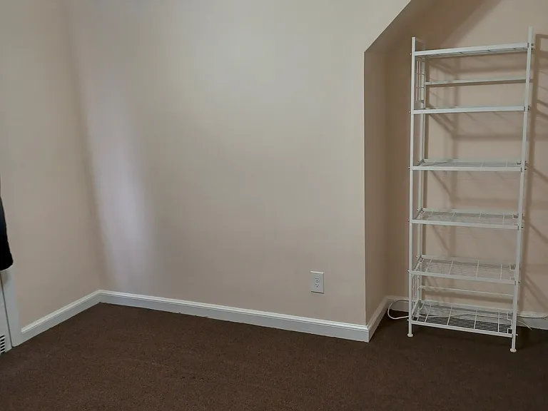 429 Burton Ave #B — Photo 22