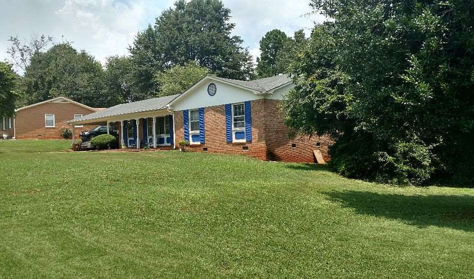 2nd image of 109 Woodmont Dr