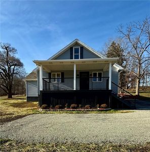 359 Hopwood Coolspring Rd N, Hopwood, PA, 15445