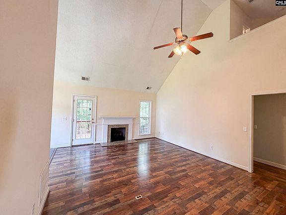 3rd image of 168 Hollow Tree Ct