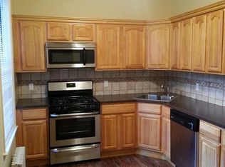 77-36 250th St, Jamaica, NY 11426