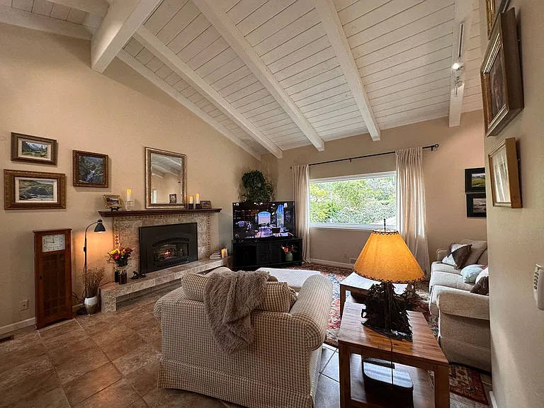 214 Mar Vista Dr — Photo 5