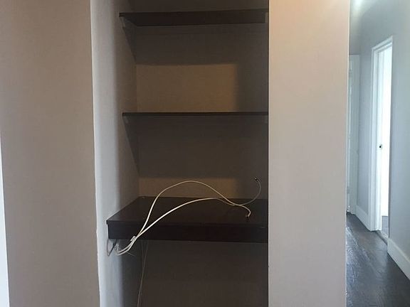 4th image of 3502 Kings Hwy APT F14