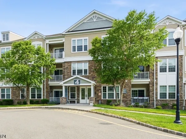 4206 Hoover Ln BLDG 4 #206, Rockaway Twp., NJ 07885